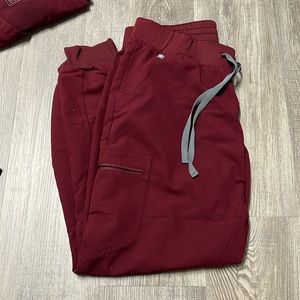 FIGS technical collection size Large Scrub Bottoms